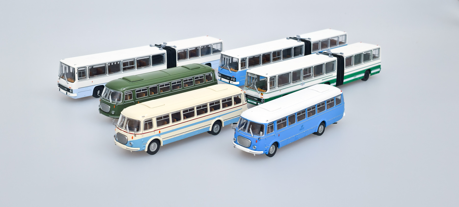 Brekina Ikarus 280.03 Bus 1972 white blue 59761